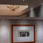 Colosseum Flat *